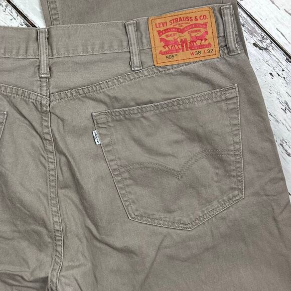 Levi’s 505 Jeans men’s 38x32 a lightweight khaki five pocket jeans - Picture 4 of 5